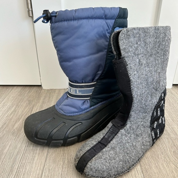 Sorel Kids’ Snow Boots with Removable Liners - Picture 7 of 8